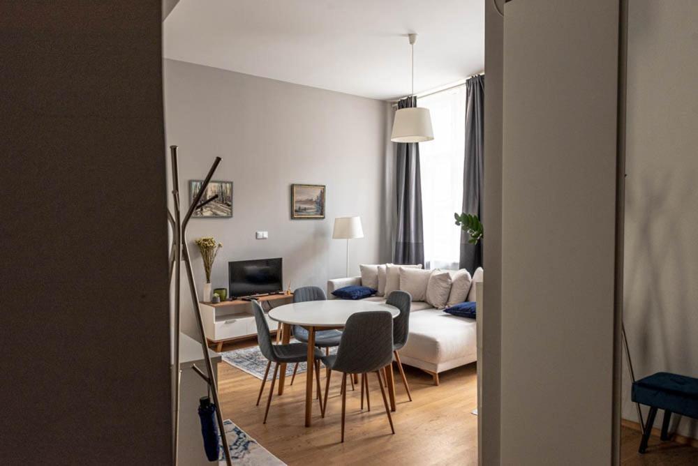 Maria Topfive With Free Private Parking Apartment Budapest Exterior photo